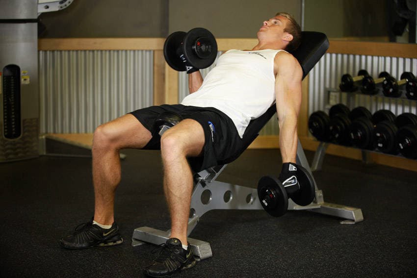 Alternate Incline Dumbbell Curl step 2