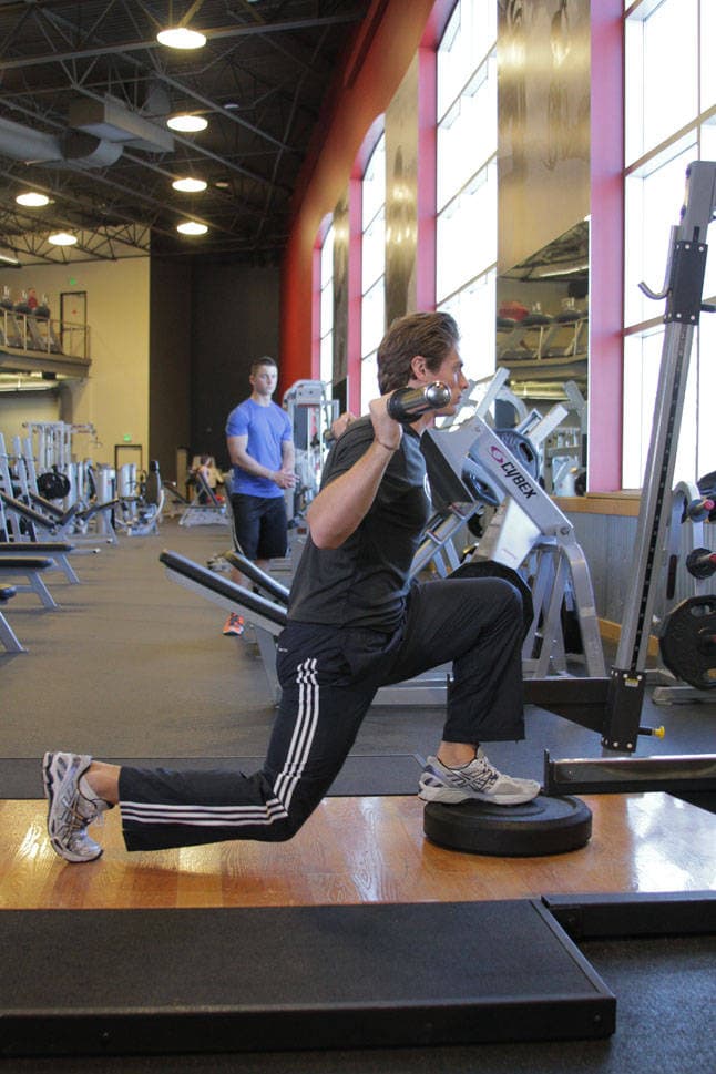 Elevated Back Lunge step 2