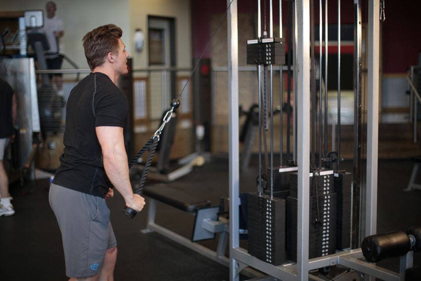 Rope Straight-Arm Pulldown step 2