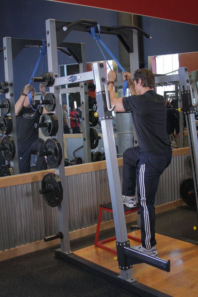 Single-Leg High Box Squat step 2